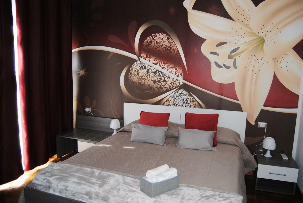 B&B Kenzia Олбия Екстериор снимка