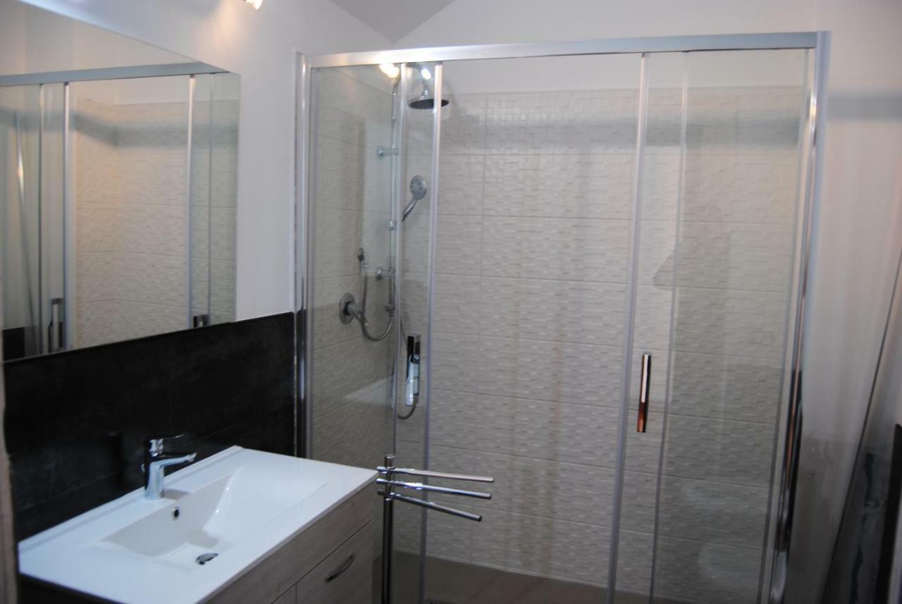 B&B Kenzia Олбия Екстериор снимка