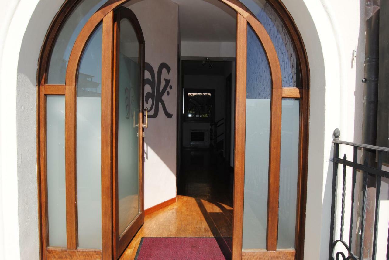 B&B Kenzia Олбия Екстериор снимка