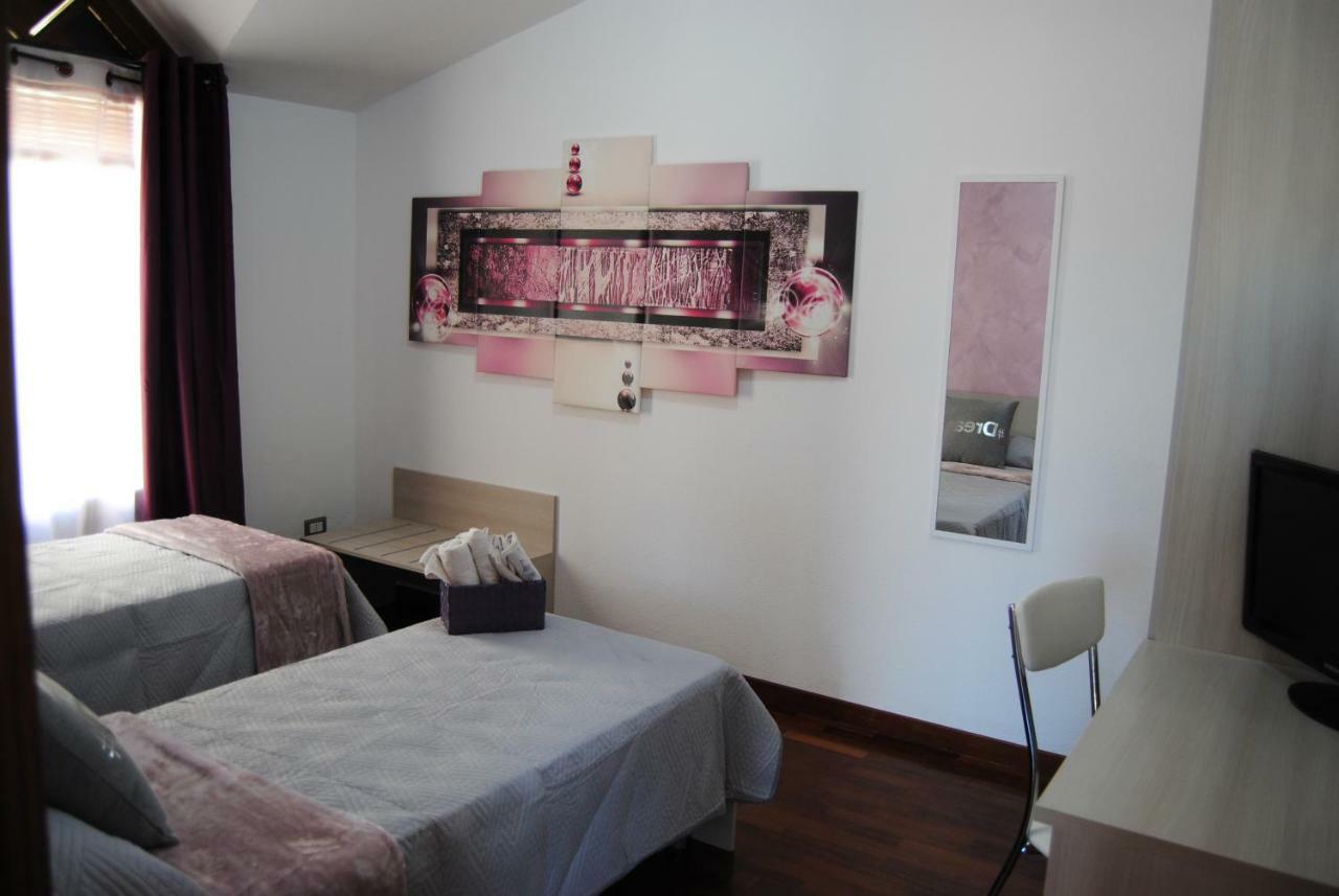 B&B Kenzia Олбия Екстериор снимка